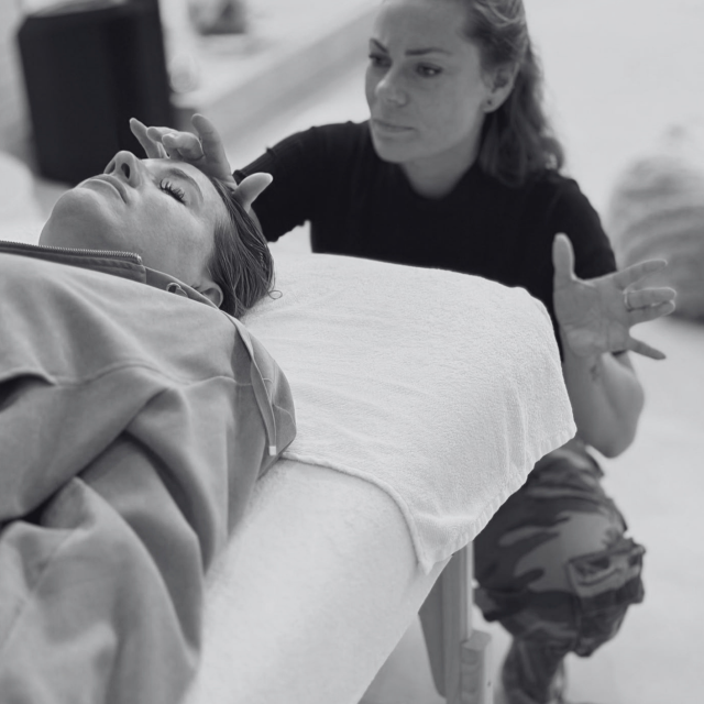 TSFW Tessey Rotterdam Energetic Coach Tessey - TSFW TTC * Spinal NRGY * Kundalini NRGY Facilitator Access Bars